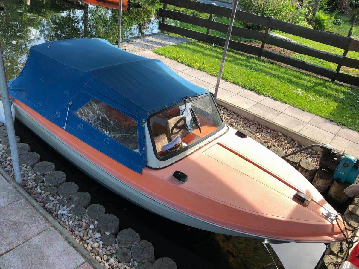 Ferienhaus Direkt An Der Spree Mit Whirlpool Und Sauna Berlin Luaran gambar