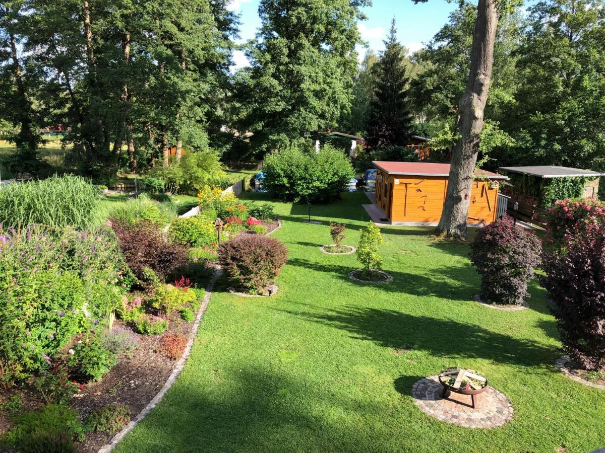 Ferienhaus Direkt An Der Spree Mit Whirlpool Und Sauna Berlin Luaran gambar
